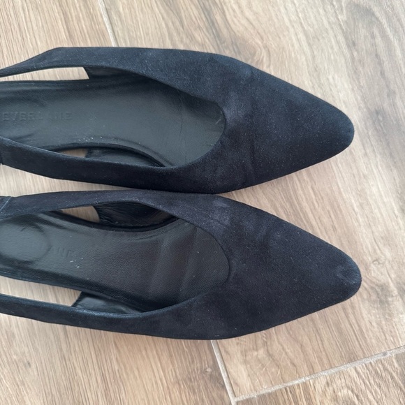 EVERLANE The V Pointed Toe Suede Black Slingback Flats - Picture 4 of 5